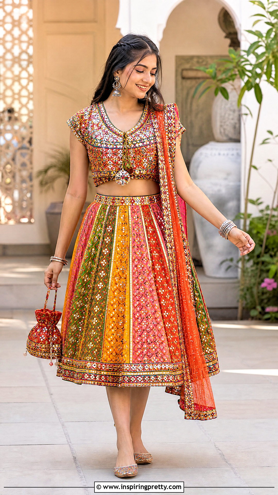 Petite Kediyu With High Waist Skirt - 50 Kediyu Top For Navratri outfit ideas