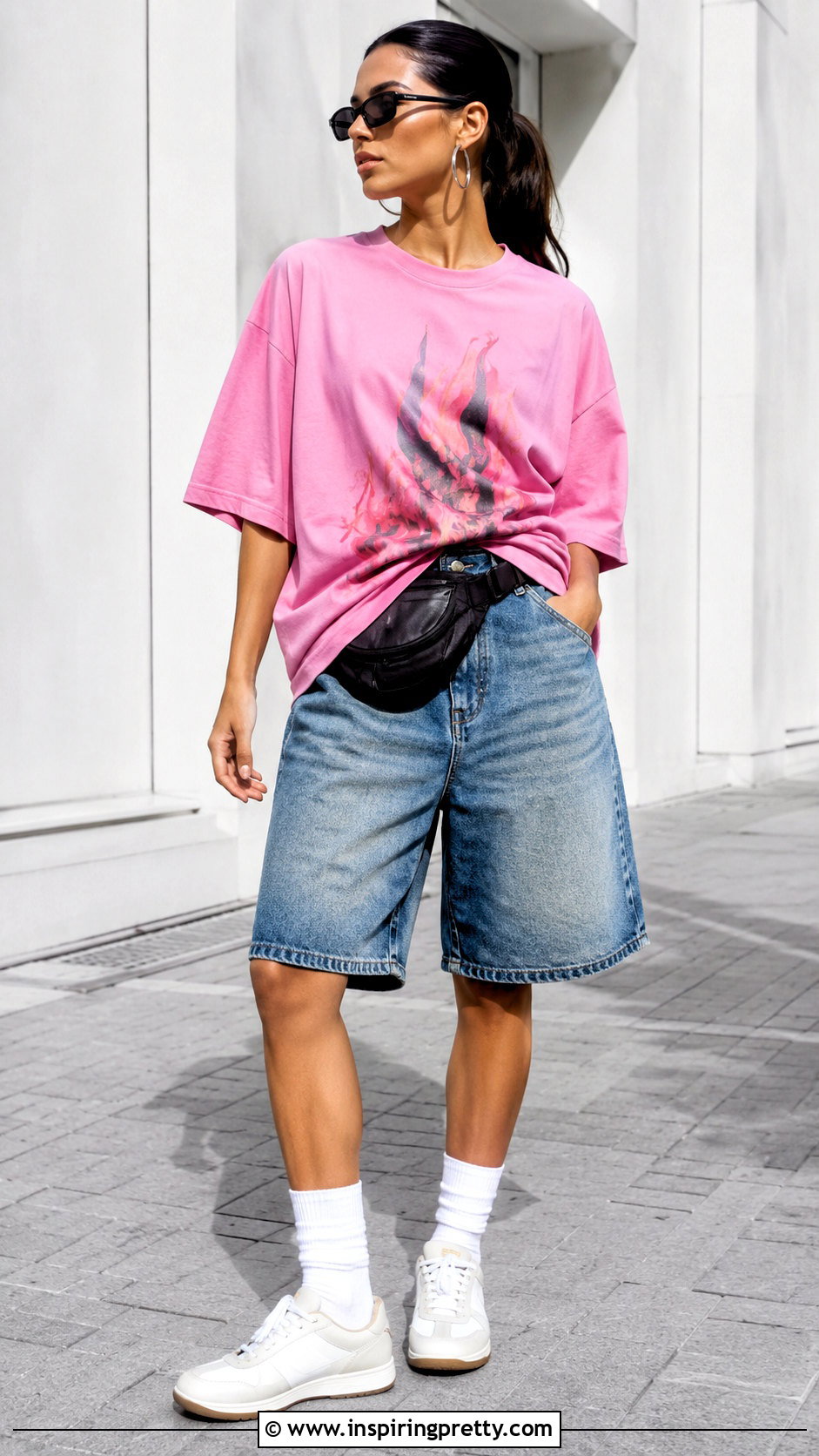 Pink Graphic Tee With Baggy Denim Shorts - 20 pink top with denim shorts outfit ideas