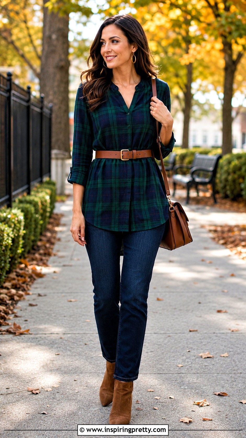 Plaid Belted Tunic Top With Dark Jeans - 25 Belted Tunic Top outfit ideas