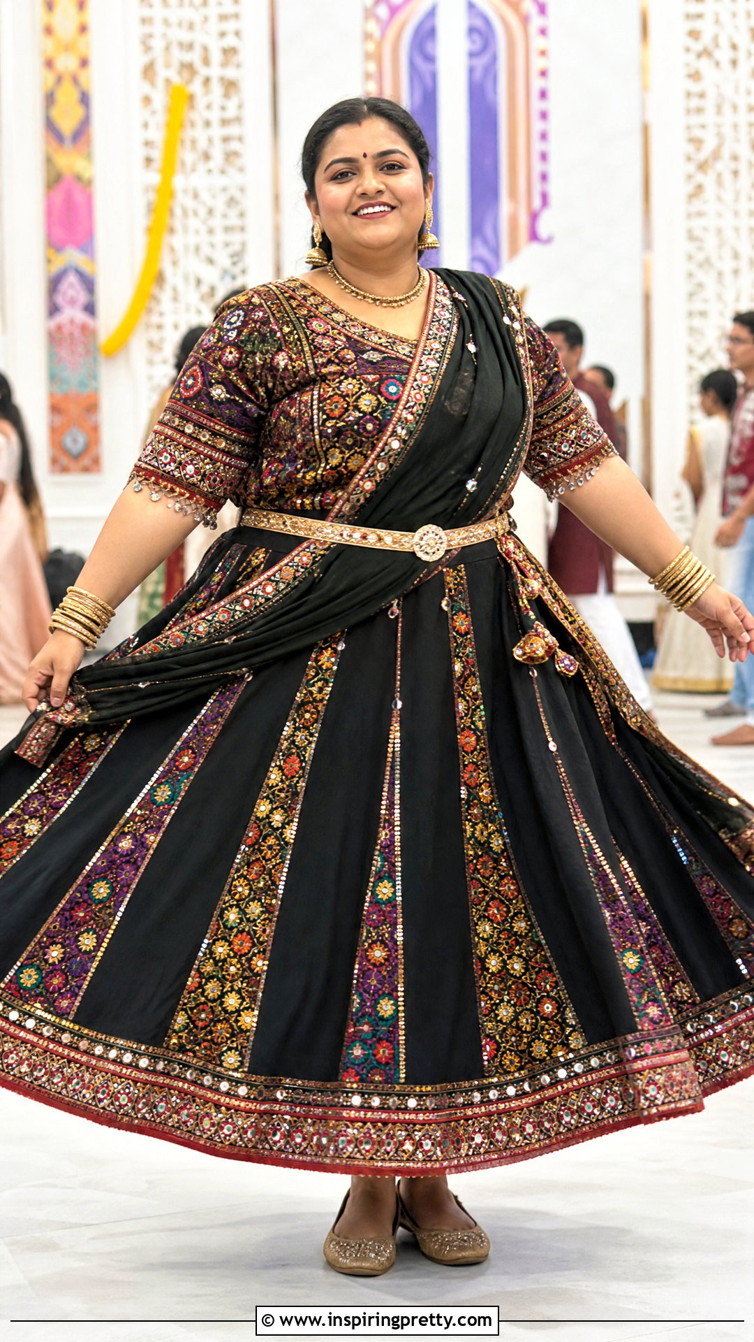 Plus Size Kediyu With Paneled Lehenga - 50 Kediyu Top For Navratri outfit ideas