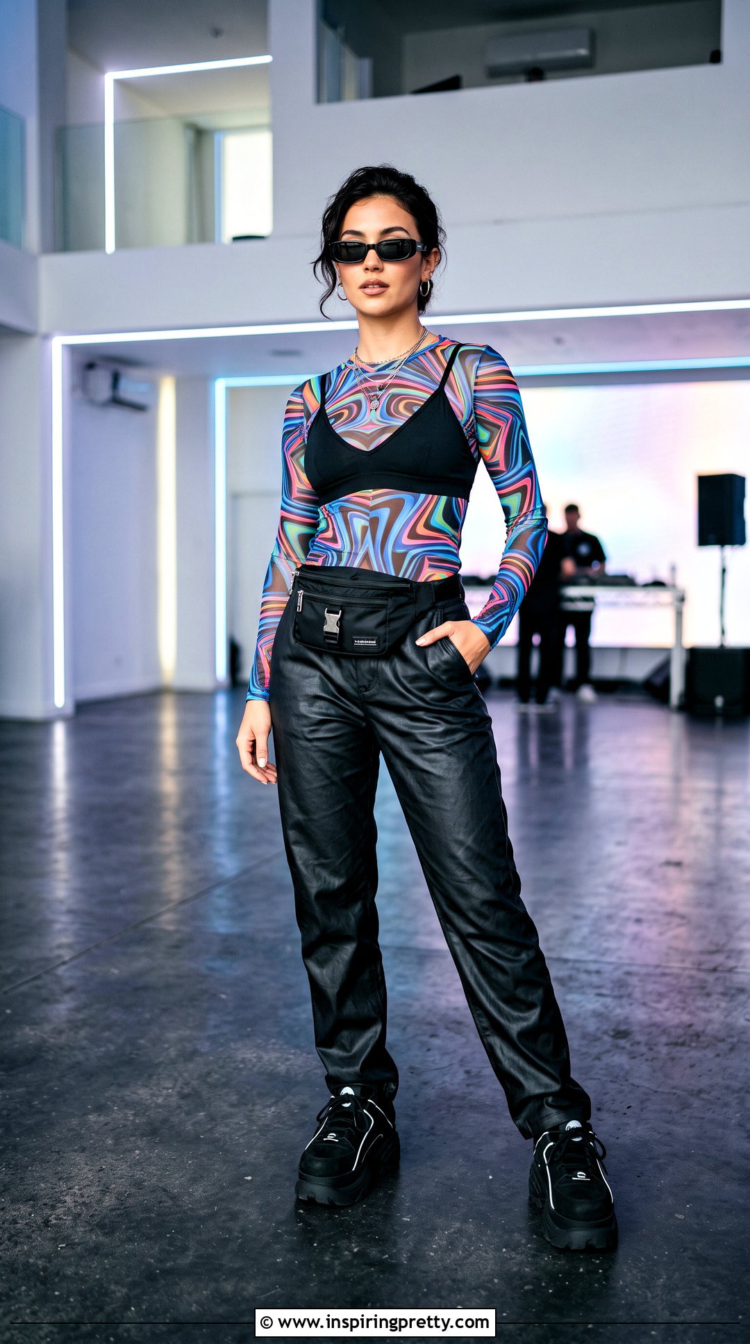 Printed Long Sleeve Top And Vinyl Pants - 20 Tops For Raves