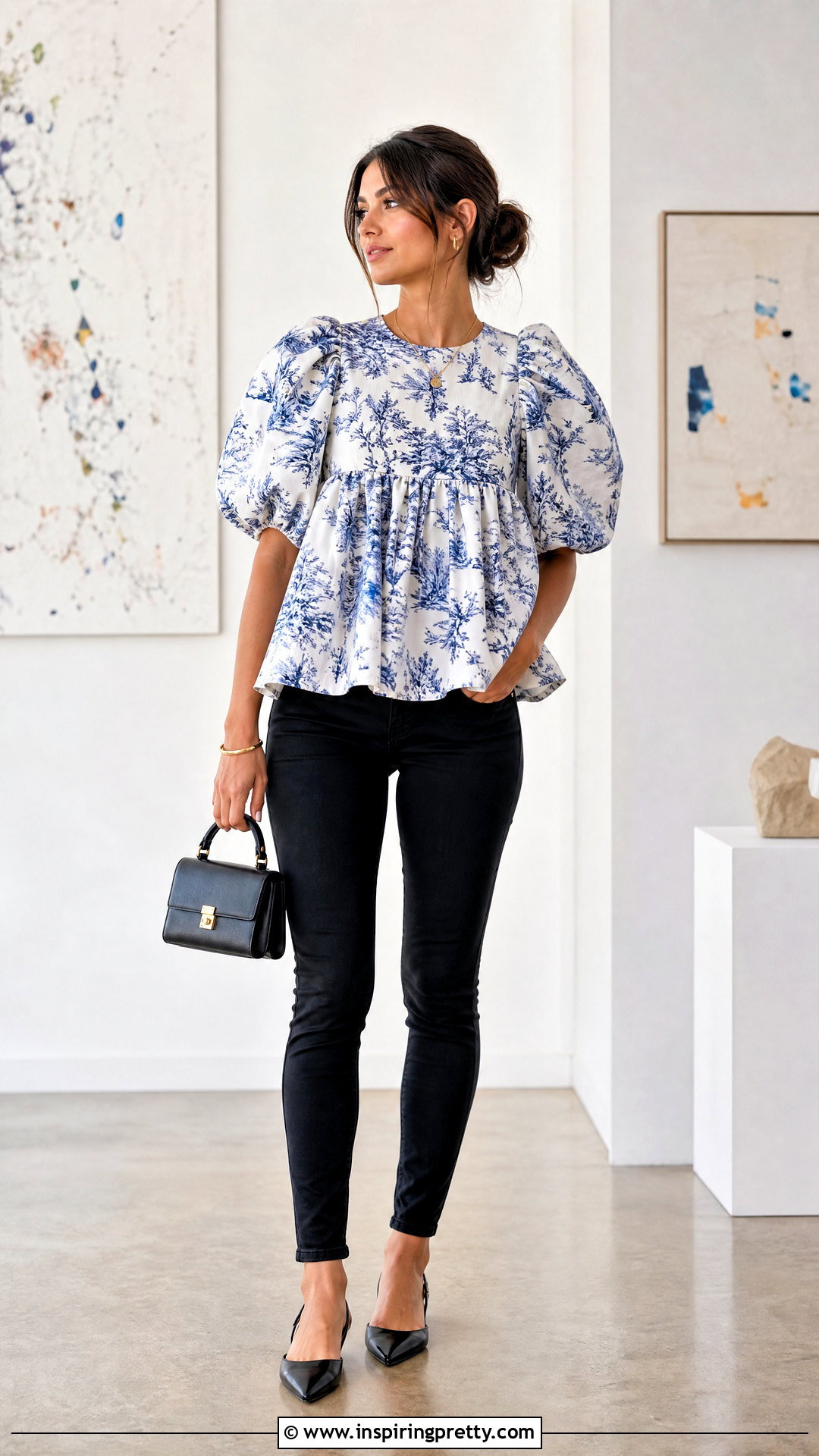 Puff Sleeve Baby Doll Top With Skinny Jeans - 50 Baby Doll Top Outfit ideas