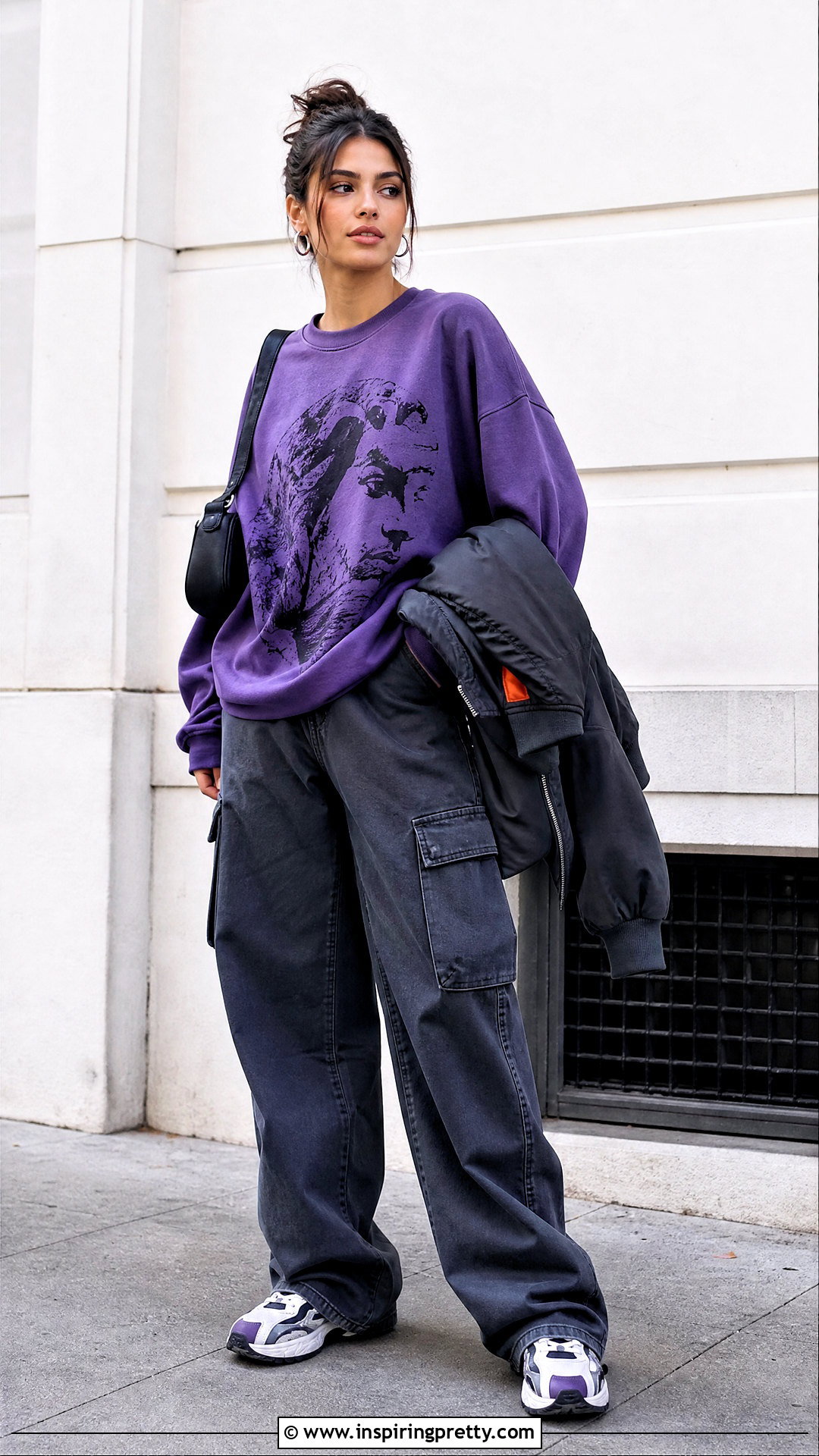 Purple Graphic Top With Cargo Jeans - 50 Purple Top Outfit ideas