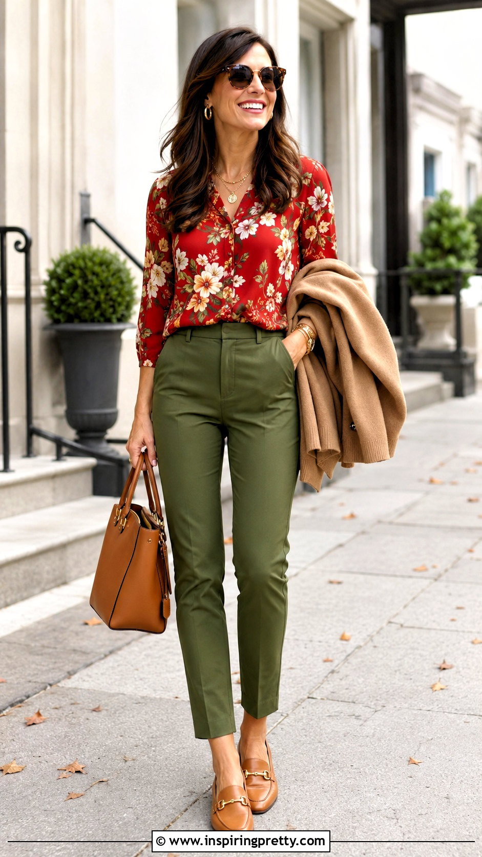 Red Floral Top With Olive Green Trousers - 20 red floral top style outfit ideas