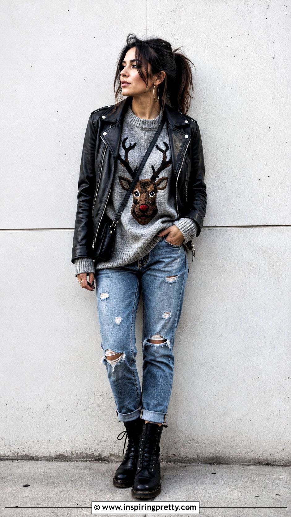 Reindeer Top With Distressed Jeans - 25 reindeer top outfit ideas