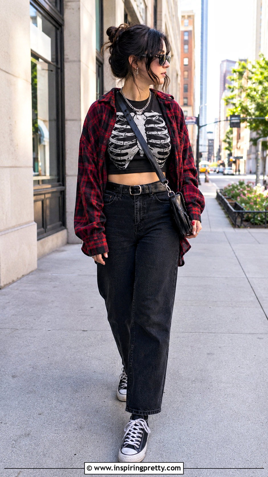 Rib Cage Crop Top With Flannel Shirt - 25 Rib Cage Crop Top outfit ideas