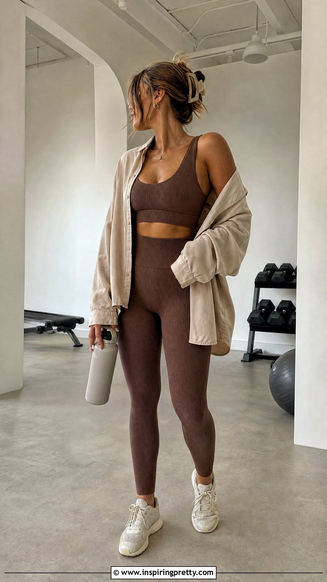 Ribbed Gym Crop Top With Seamless Leggings - 50 gym tops outfit ideas