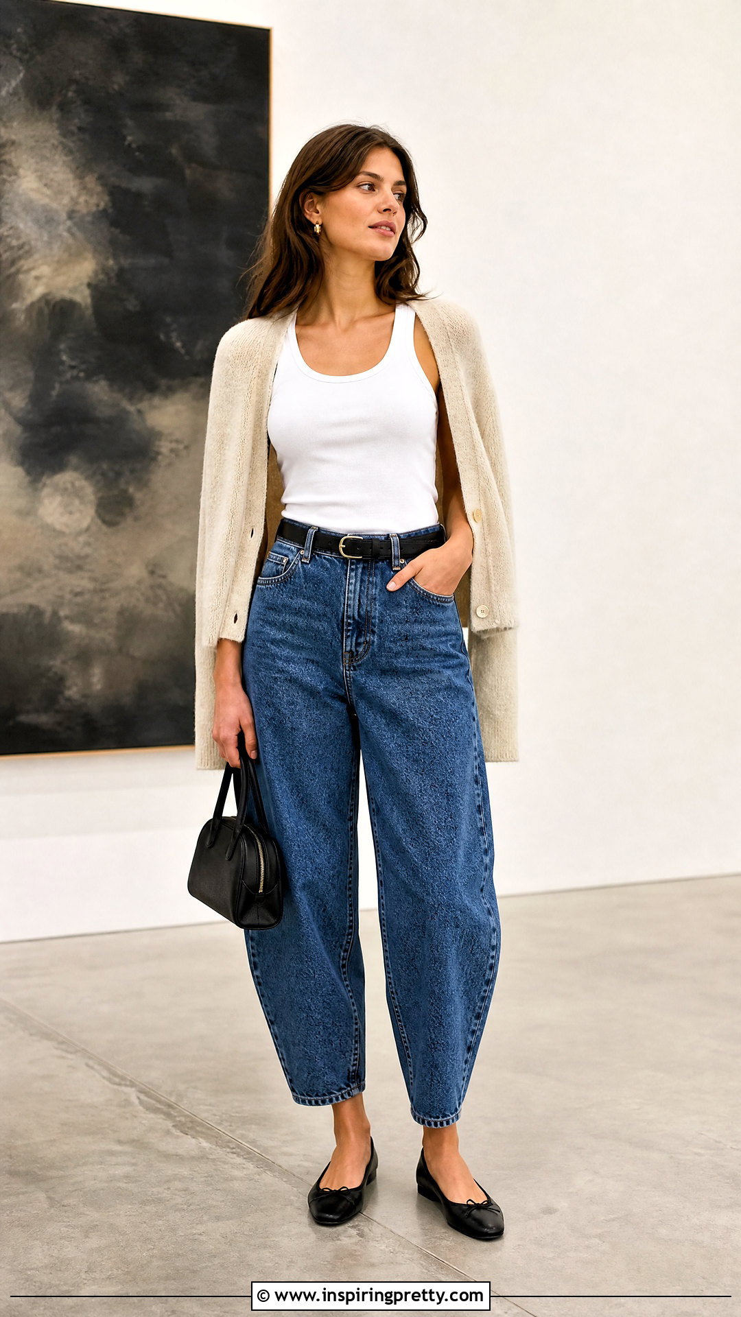 Scoop Neck Tank Top And Barrel Jeans - 50 tank top and jeans outfit ideas