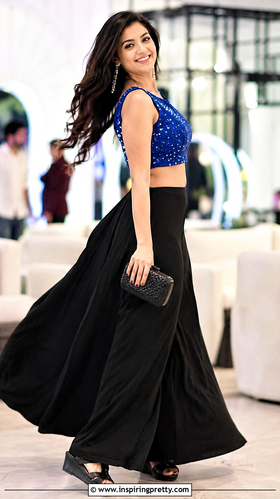 Sequin Crop Top With Palazzo Pants And Wedge Sandals - how to style a sequin crop top (20 ways)