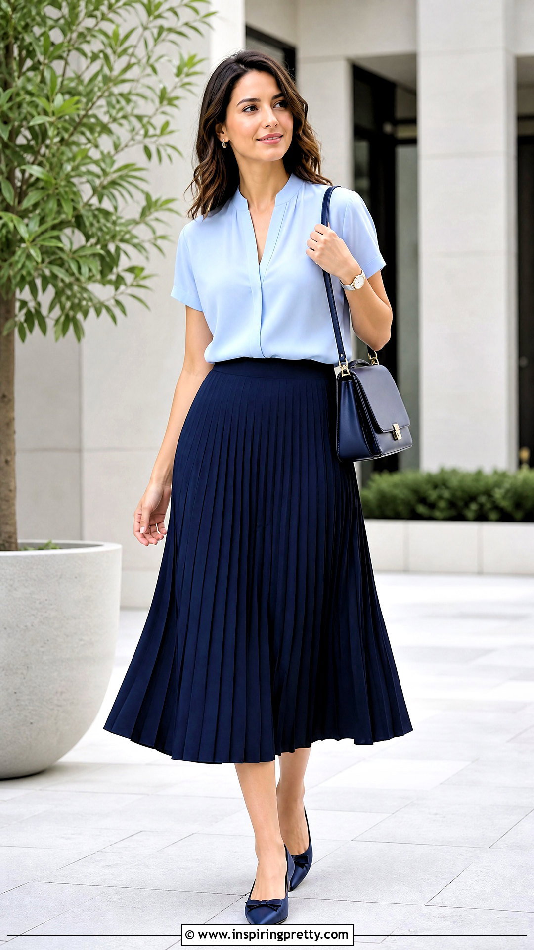 Short Sleeve Blouse With Midi Skirt - 25 short sleeve tops for work outfits