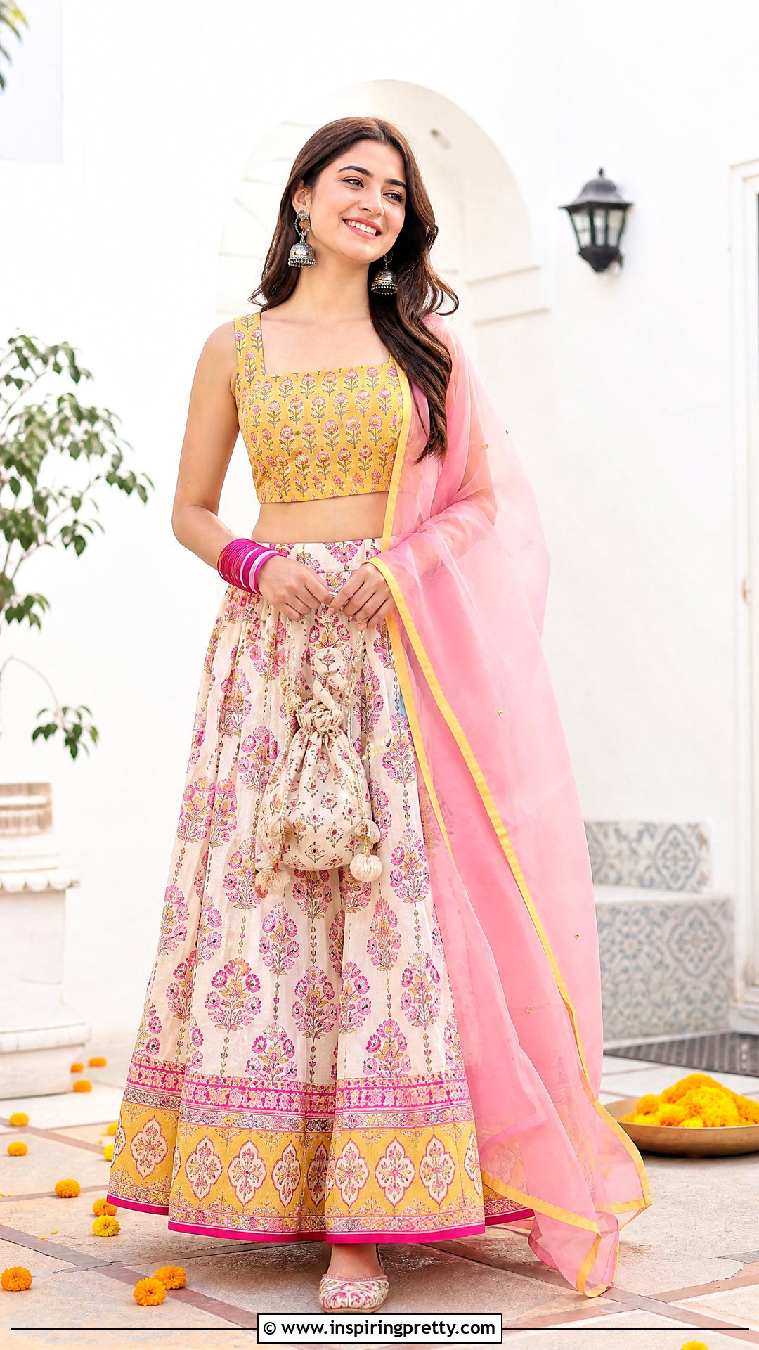Simple Cotton Lehenga Crop Top Outfit - 25 lahnga crop top outfit ideas