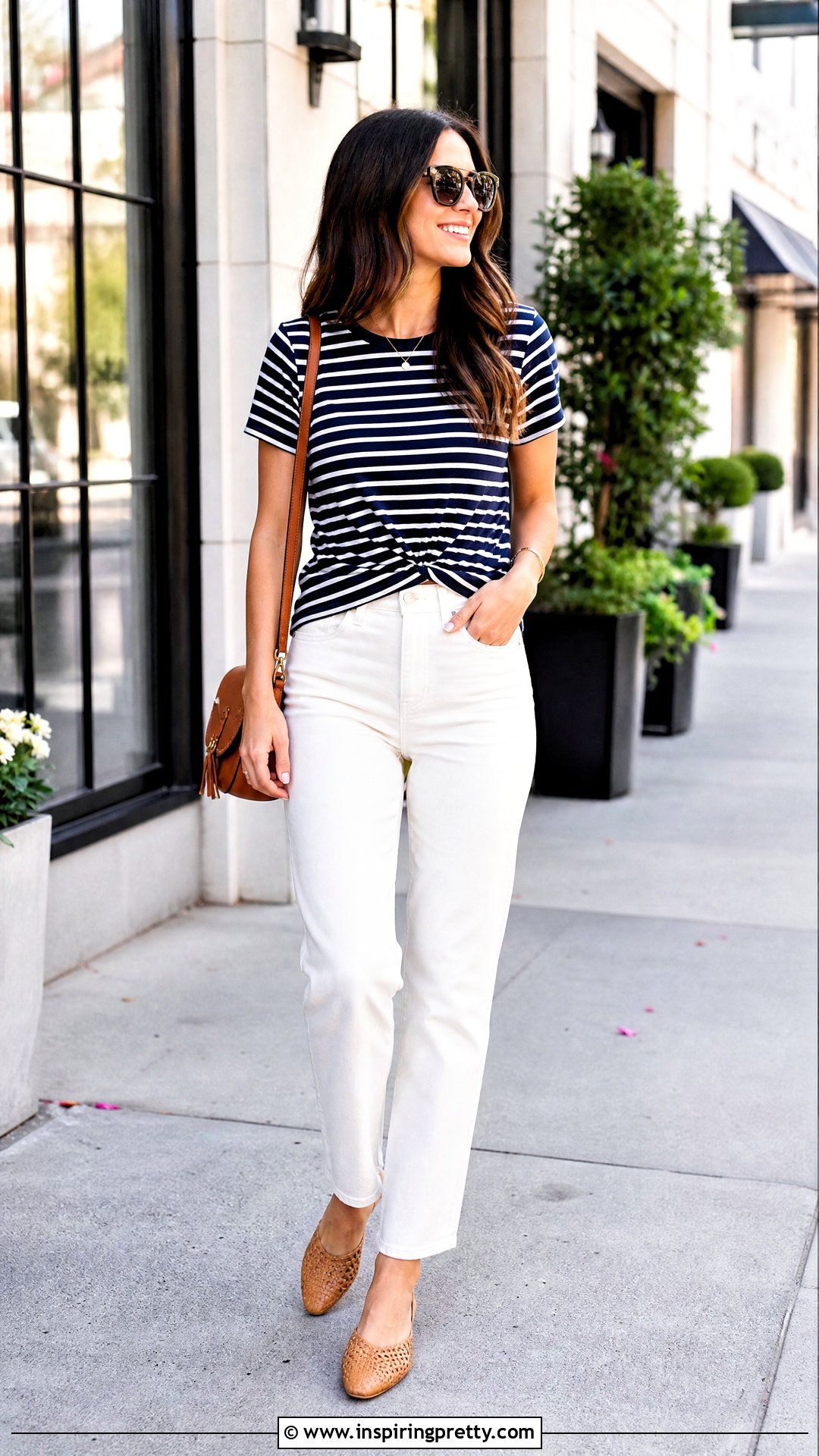 Striped Twist Hem Top With White Jeans - 20 Twist Hem Top outfit ideas