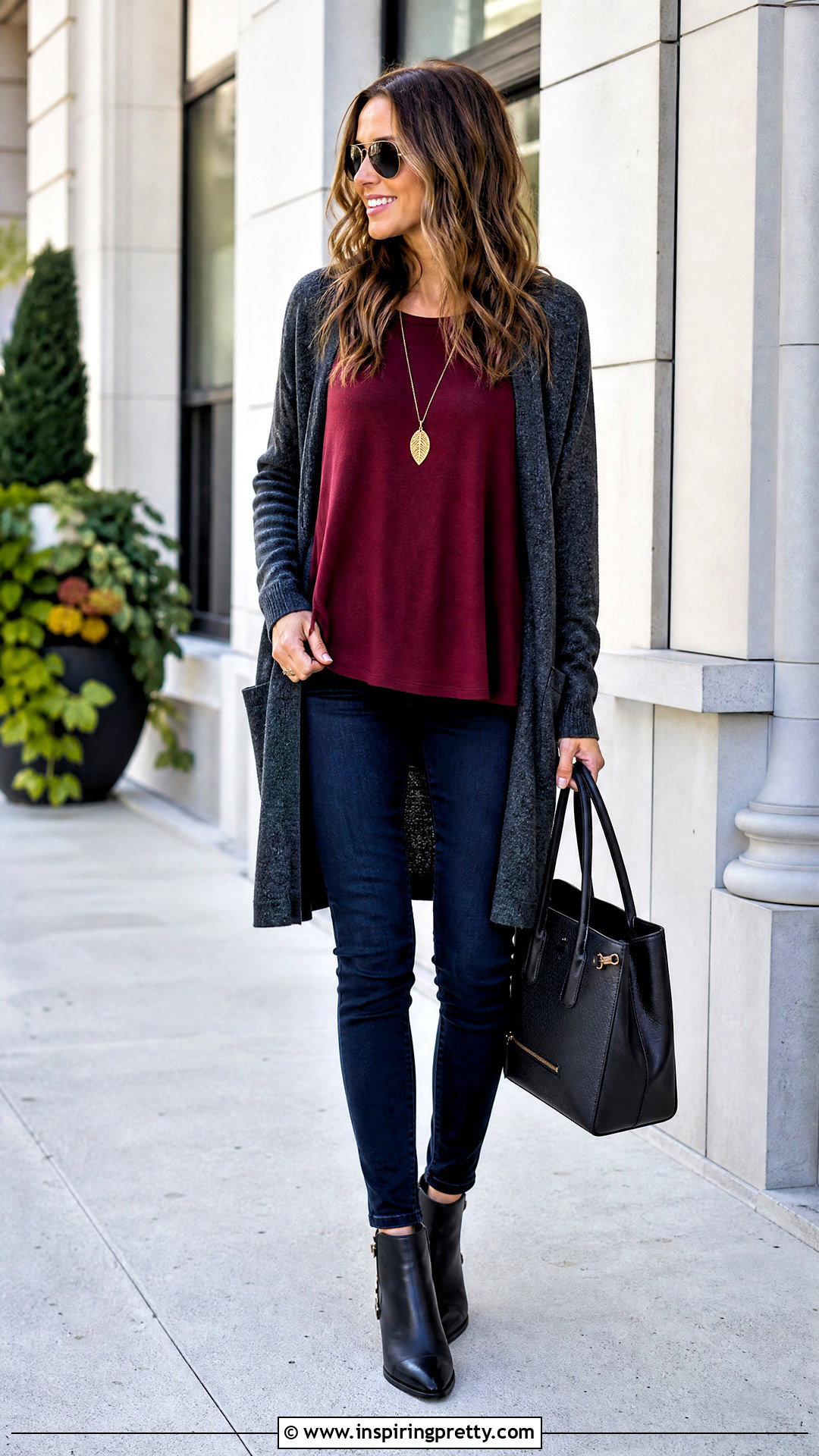 Trapeze Tank Top With Skinny Jeans And Cardigan - 20 trapeze tank top outfit ideas