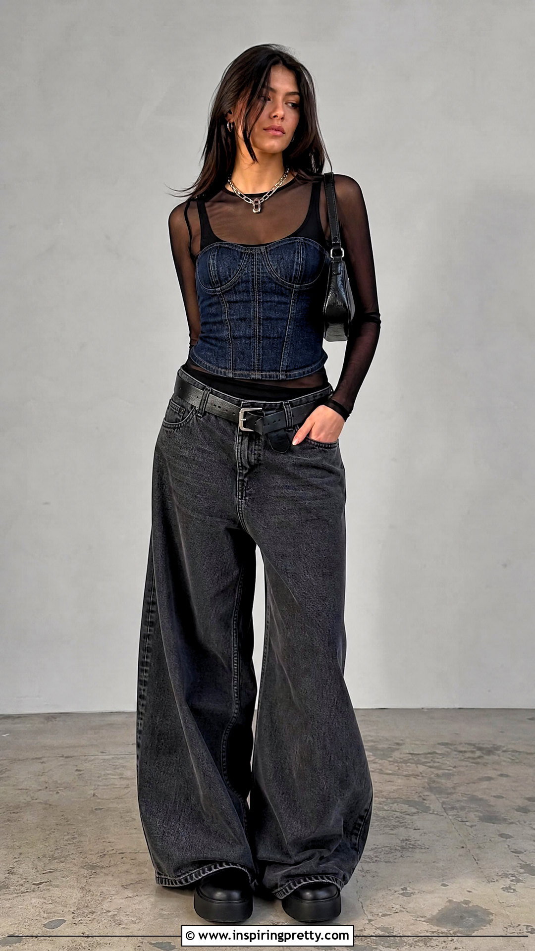 Tube Top Over Mesh Long Sleeve Grunge Outfit - 20 Layered Tops Outfits Grunge Ideas