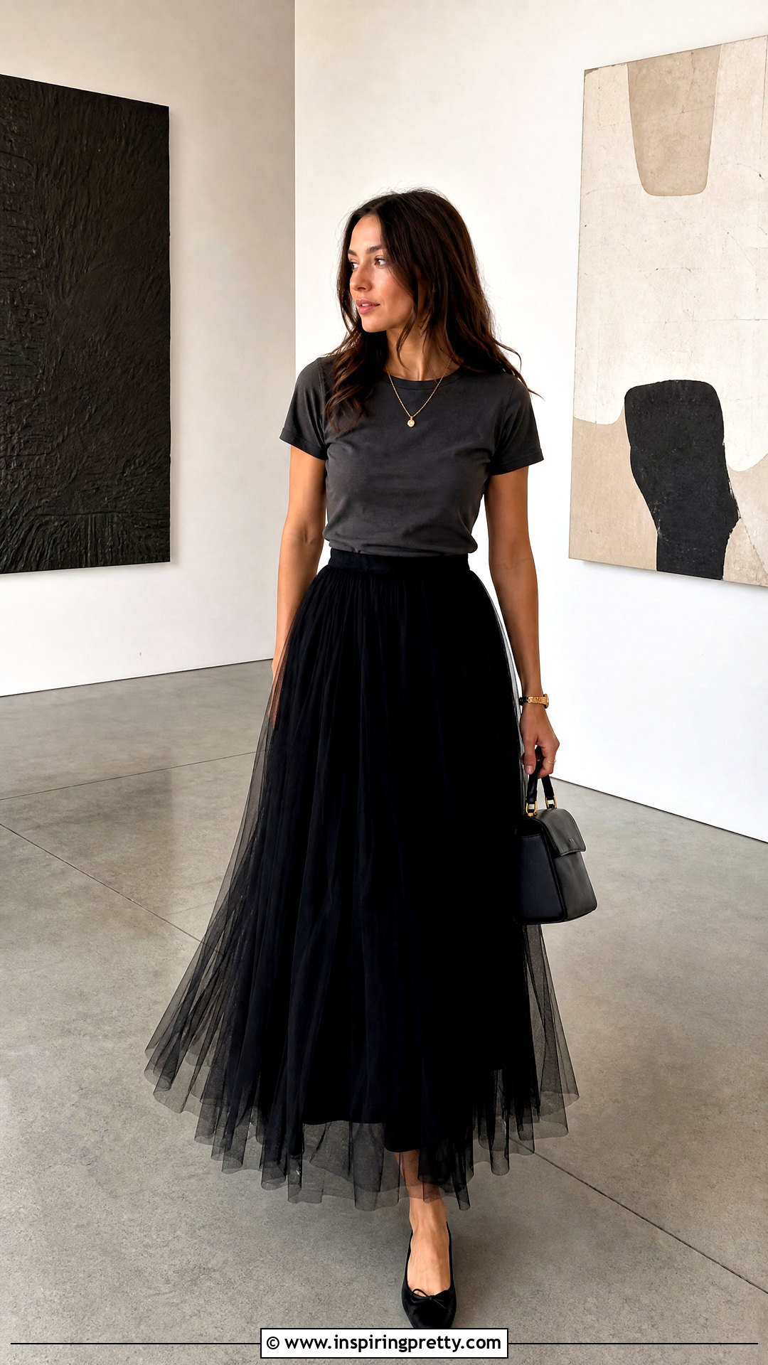 Tulle Long Skirt With Fitted T Shirt - 50 long skirt top designs