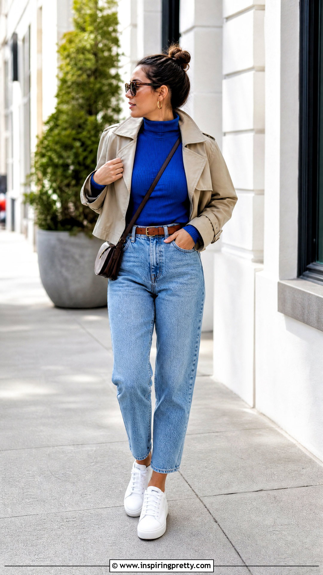 Turtleneck Top With Mom Jeans And Sneakers - 50 Turtle Neck Top outfit ideas