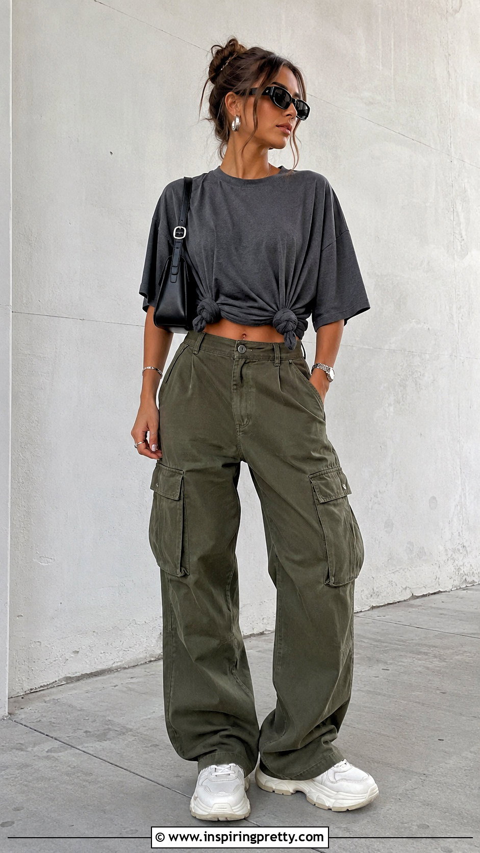Two Side Knot T Shirt With Cargo Pants - how to make a knot top (20 ways)