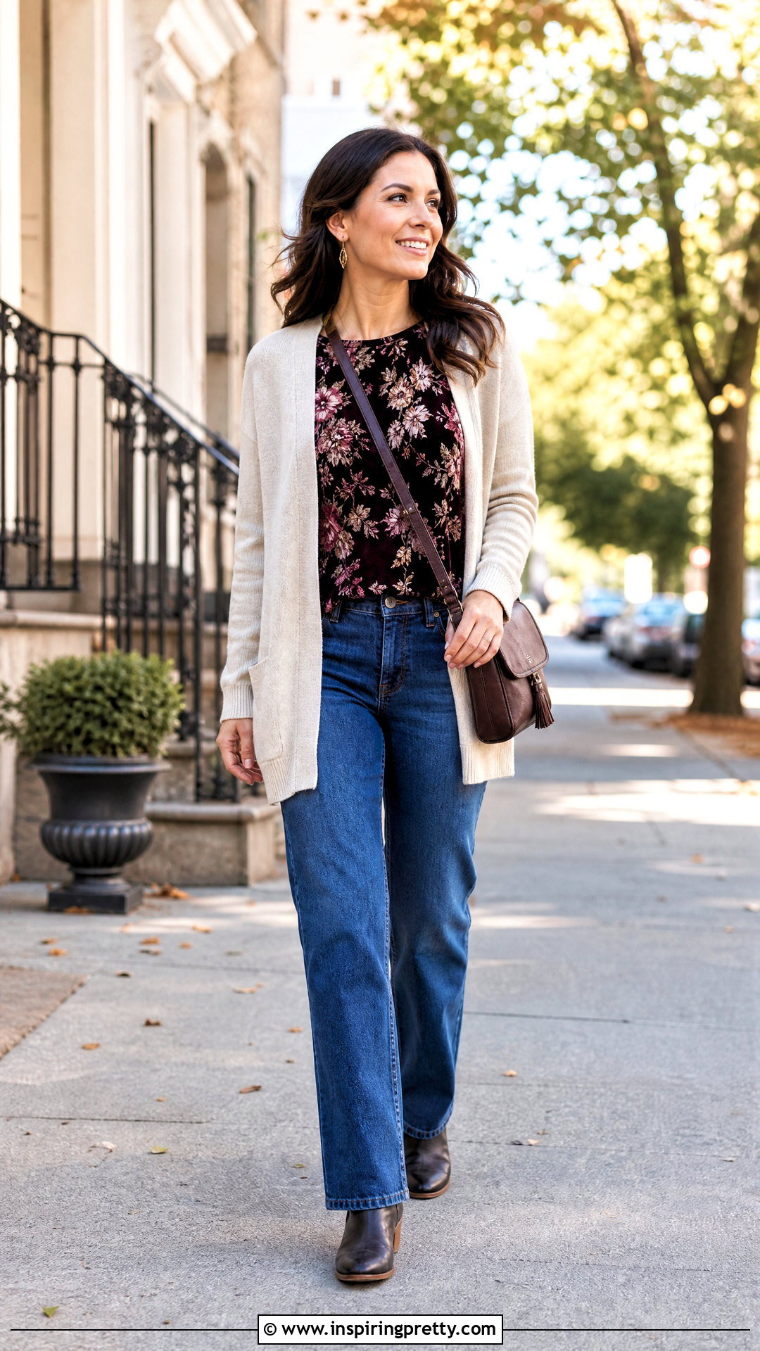 Velvet Floral Top With Cardigan And Jeans - 25 velvet floral top outfit ideas