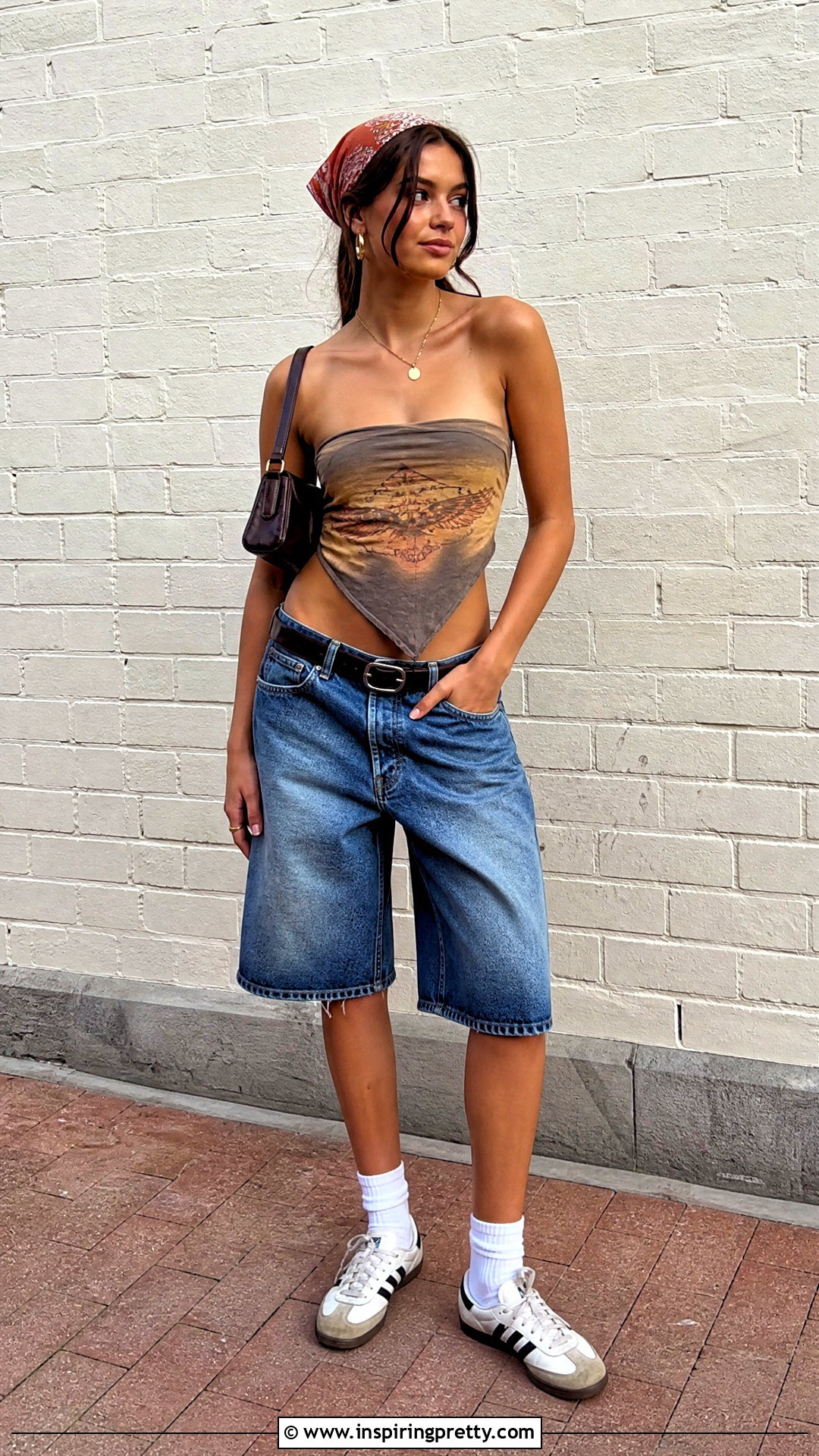 Vintage T Shirt Tube Top With Bermuda Shorts - 20 tube top out of tshirt diy outfit ideas
