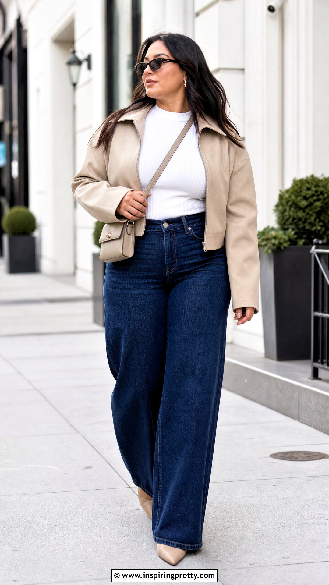 White Full Sleeve Top With Wide Leg Jeans - 50 white full sleeve top outfit ideas