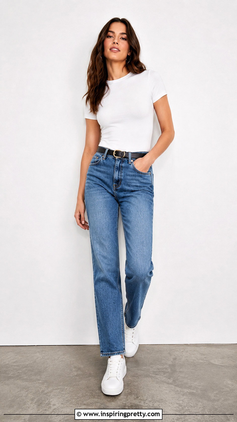 White Top And Straight Jeans Standing Pose - 50 jeans top photoshoot poses