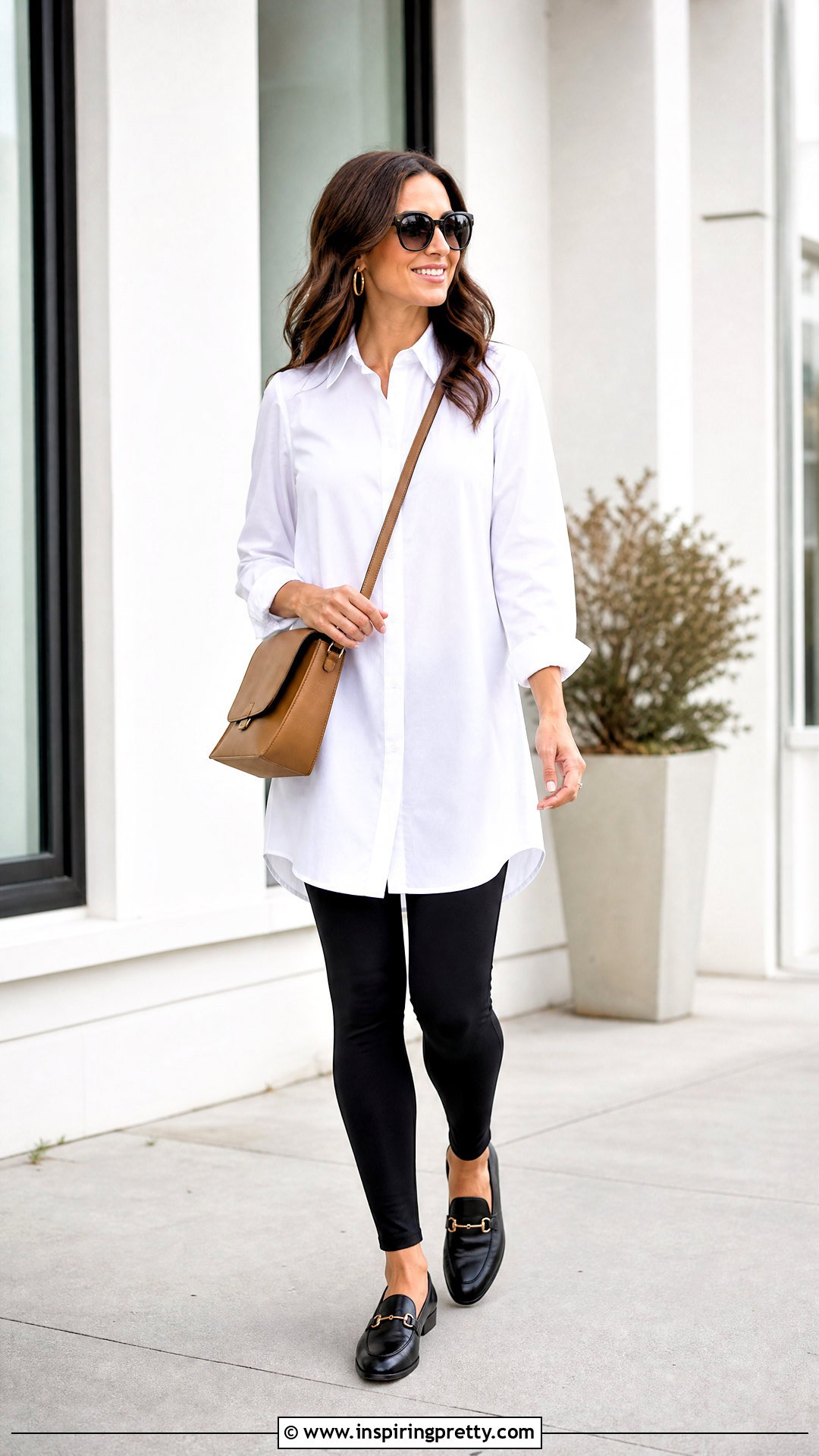 White Tunic Top With Black Leggings - 50 tunic tops outfit ideas