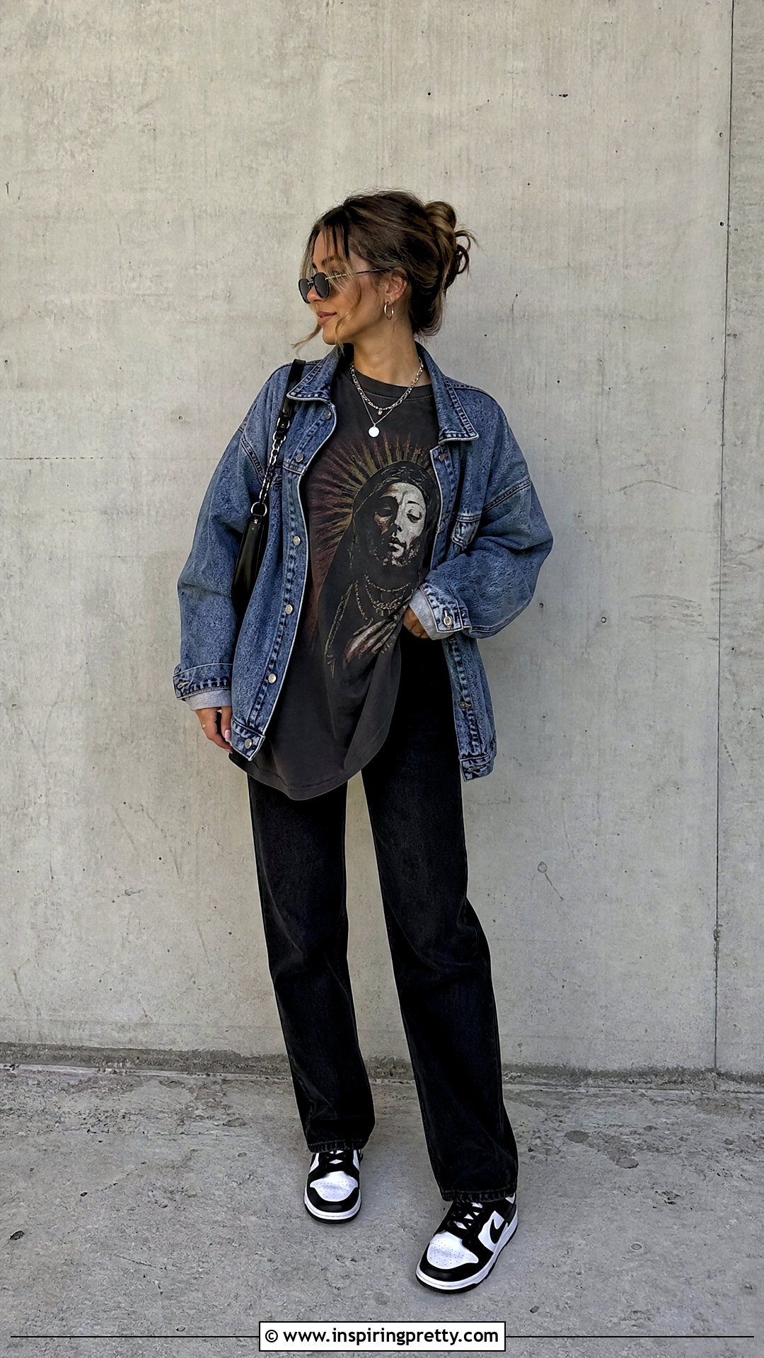 Yeezy Graphic Top With Black Jeans - 20 Yeezy Tops outfit ideas