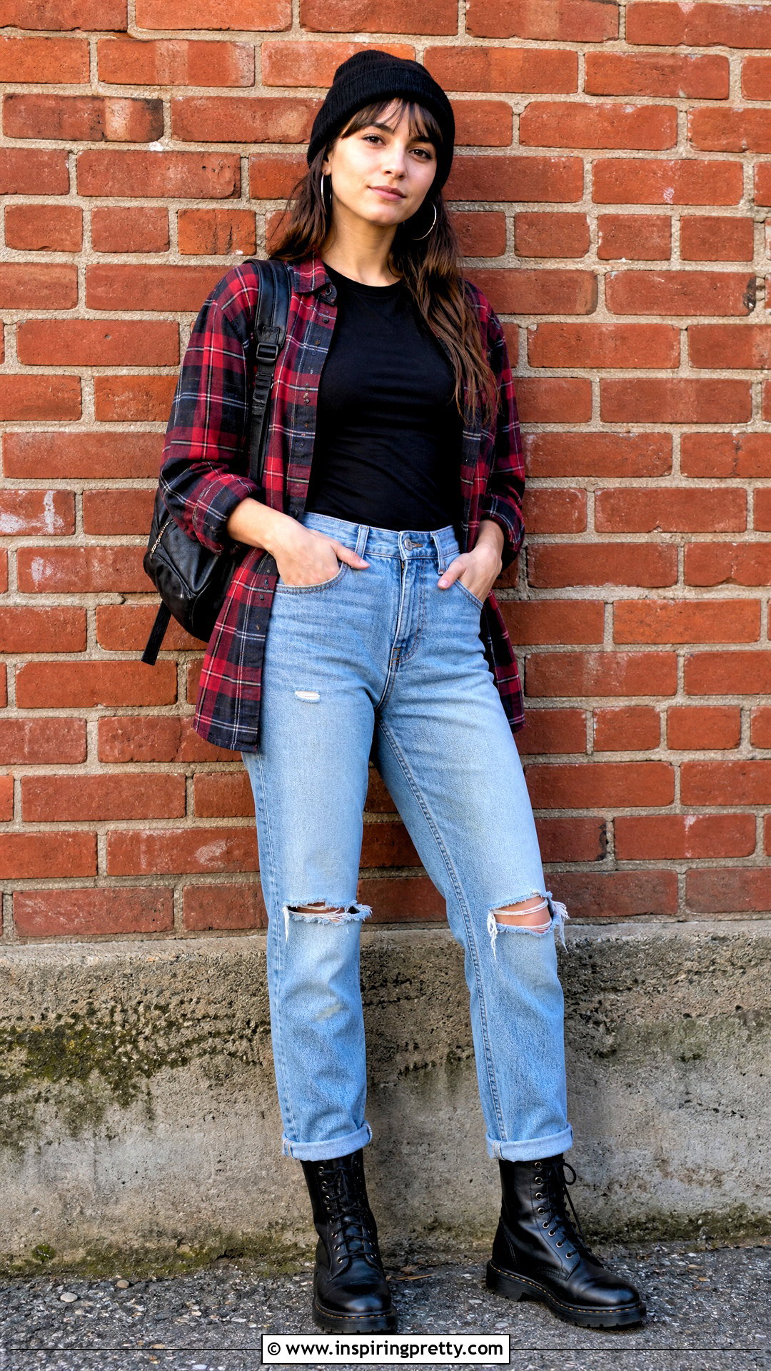 s Flannel Shirt With Ripped Jeans - 50 90s tops outfit ideas